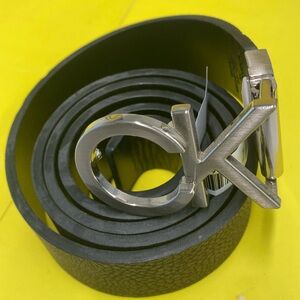 NWT Calvin Klein Mens bells size 42-44